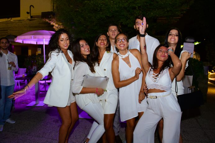 White Pool Party / Milano White Week | YOUparti harbour club aspria