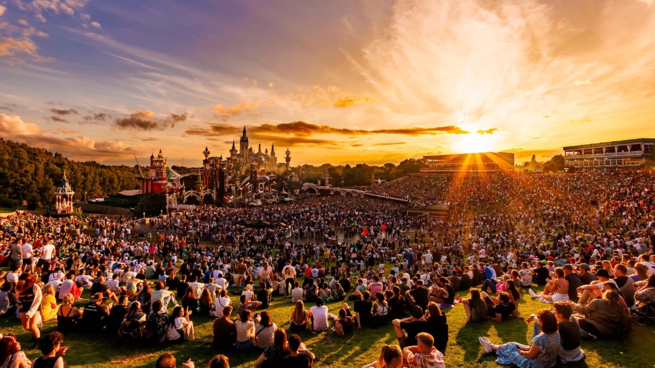 Tomorrowland: 20 anni di magia e musica YOUparti